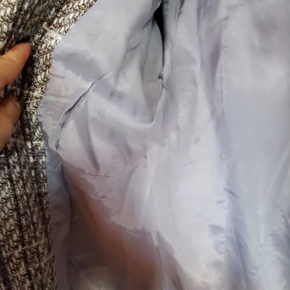 Classic fall/ winter jacket. - Picture 3 of 7